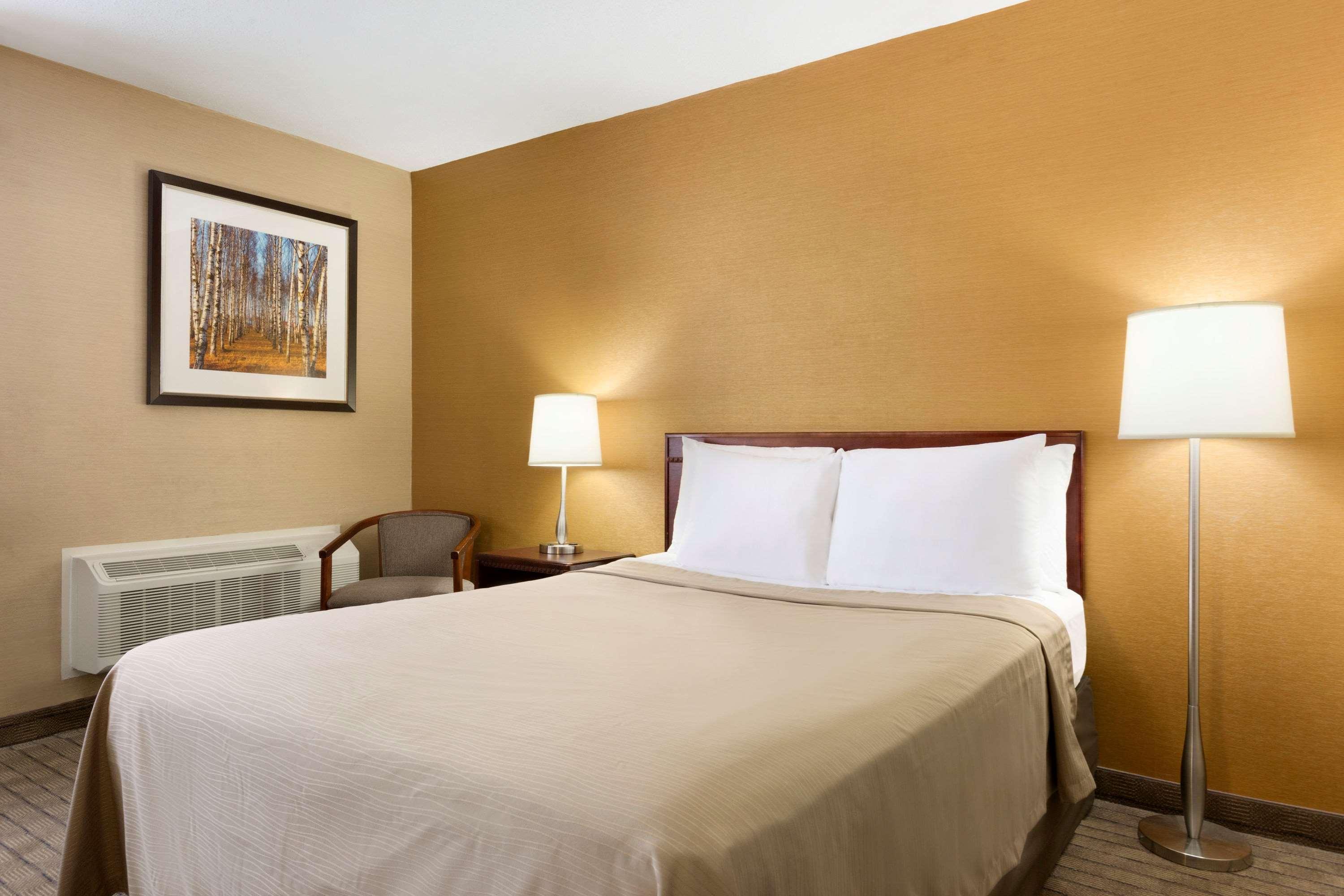 Travelodge By Wyndham Toronto East Bagian luar foto