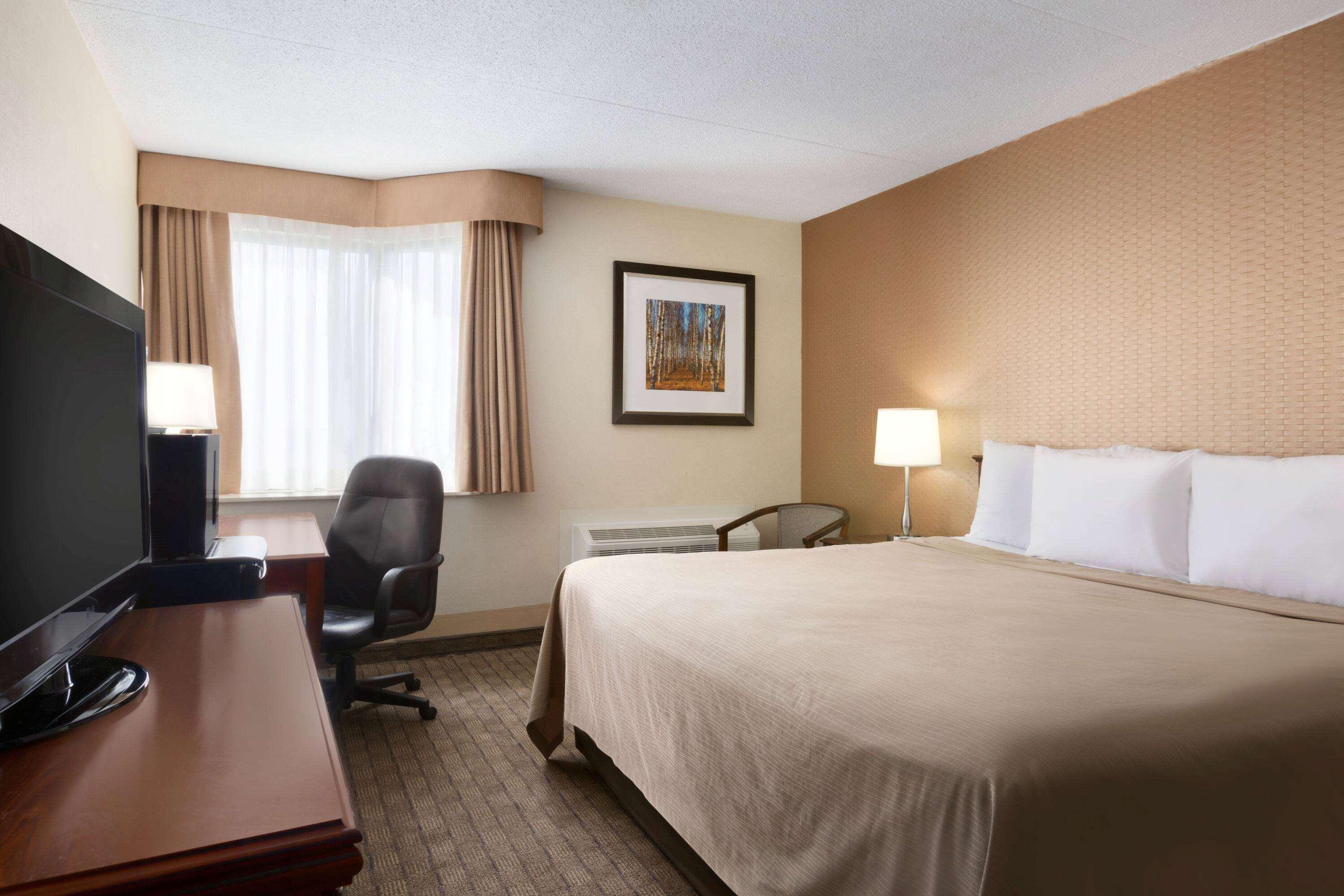 Travelodge By Wyndham Toronto East Bagian luar foto