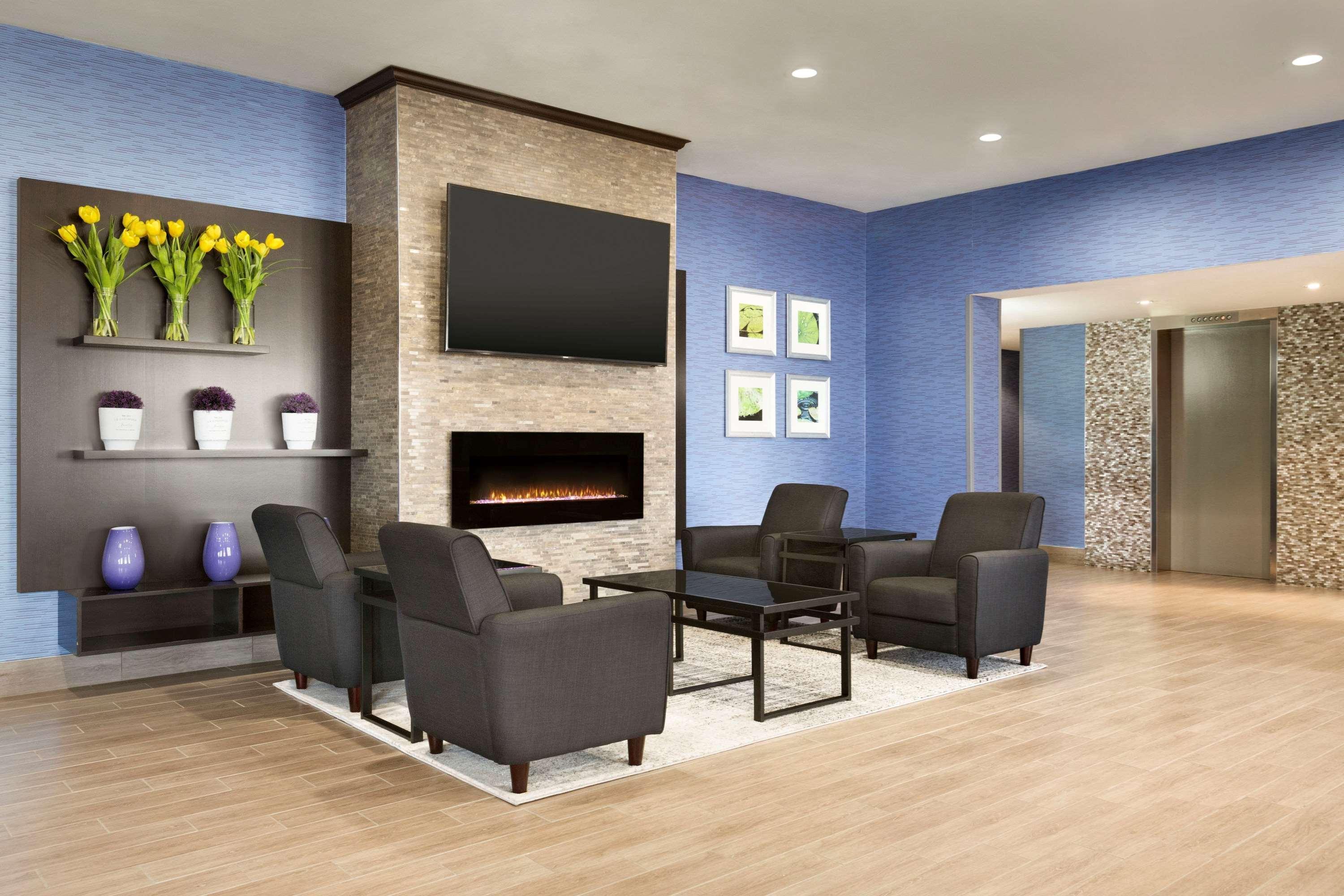 Travelodge By Wyndham Toronto East Bagian luar foto