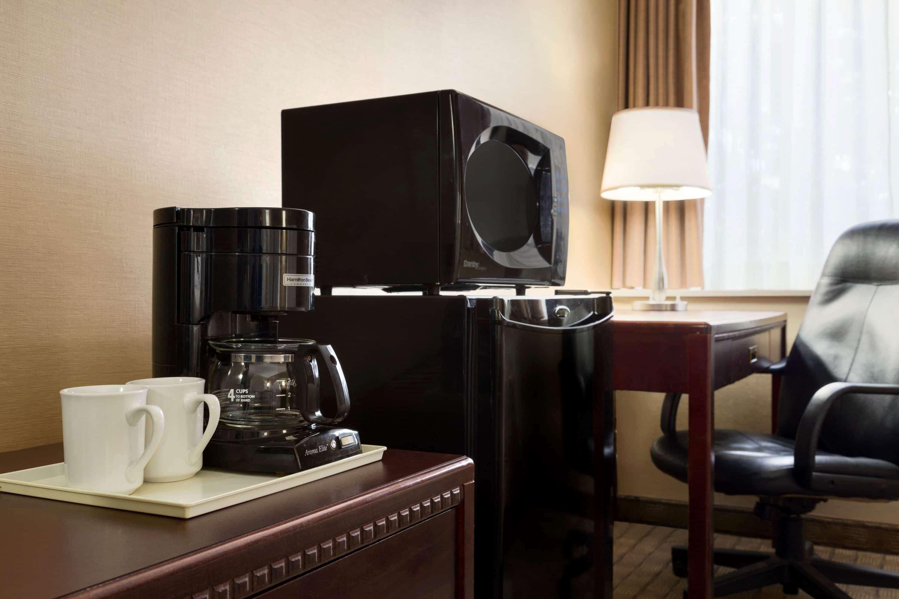 Travelodge By Wyndham Toronto East Bagian luar foto
